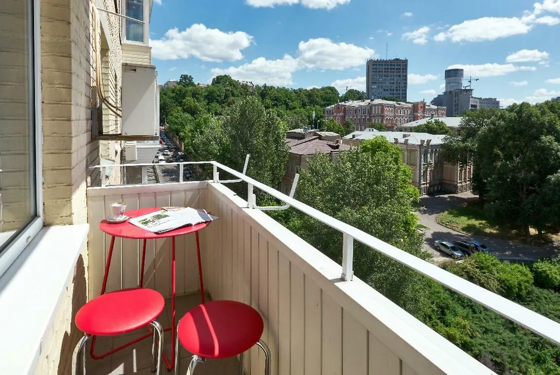 S48 New Modern Apartment - Amazing Panoramic View With Balcony 10 Floor On Gulliver Mall - Palace Of Sports, Shovkovychna St, 48 키예프